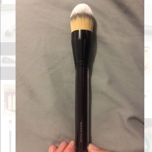 Brand new Kevin Aucoin Foundation Brush